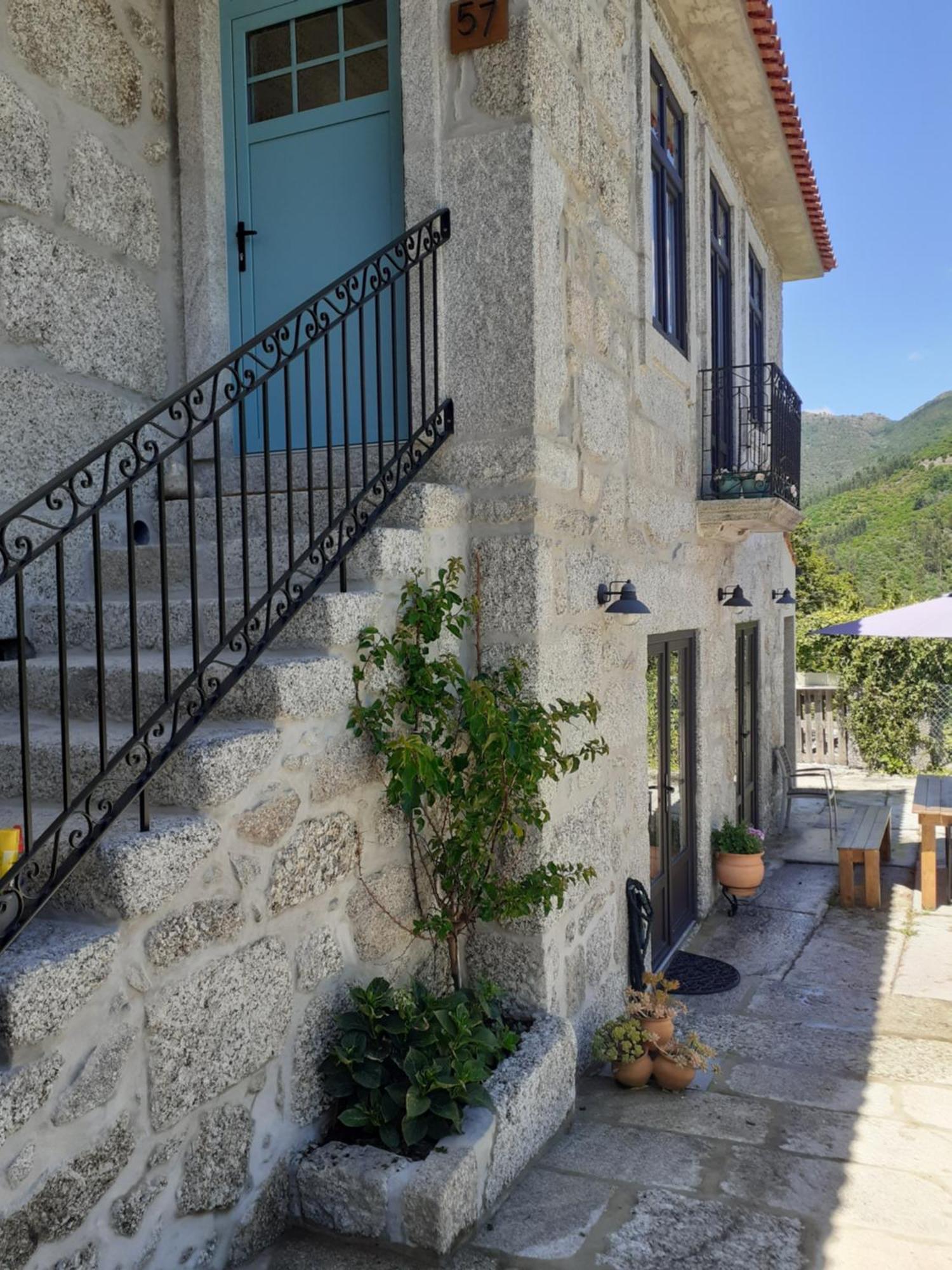 Villa Dos Santos - Geres Country House Exterior photo